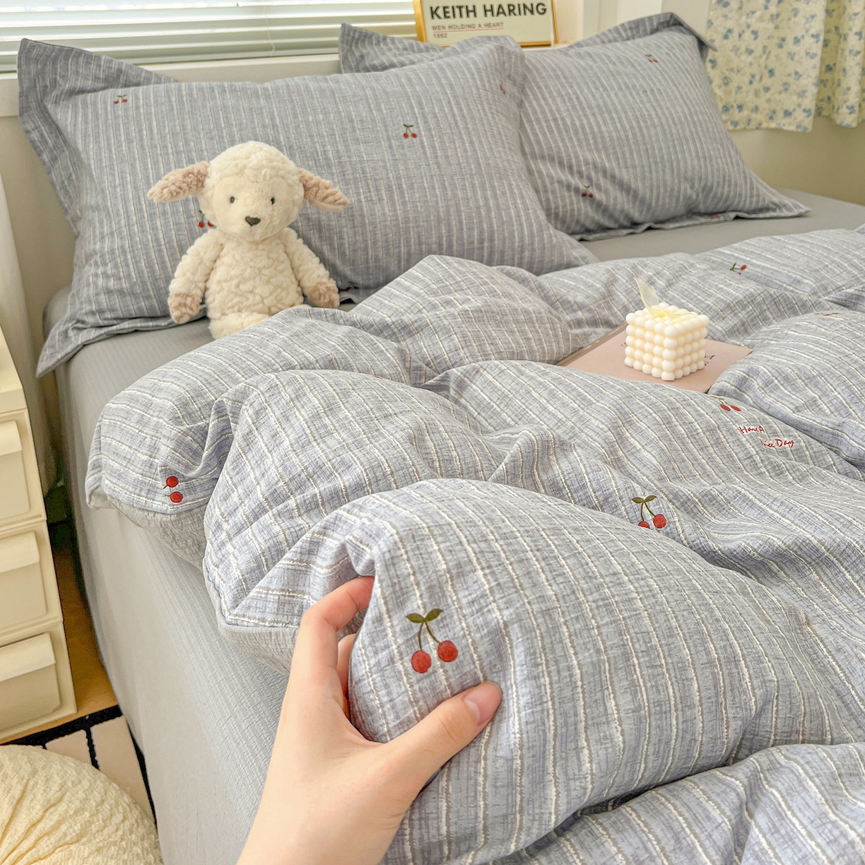 91家纺网 家纺一手货源 找家纺 典曼家纺 2025新款高克重云柔古法小布袋四件套 红樱桃