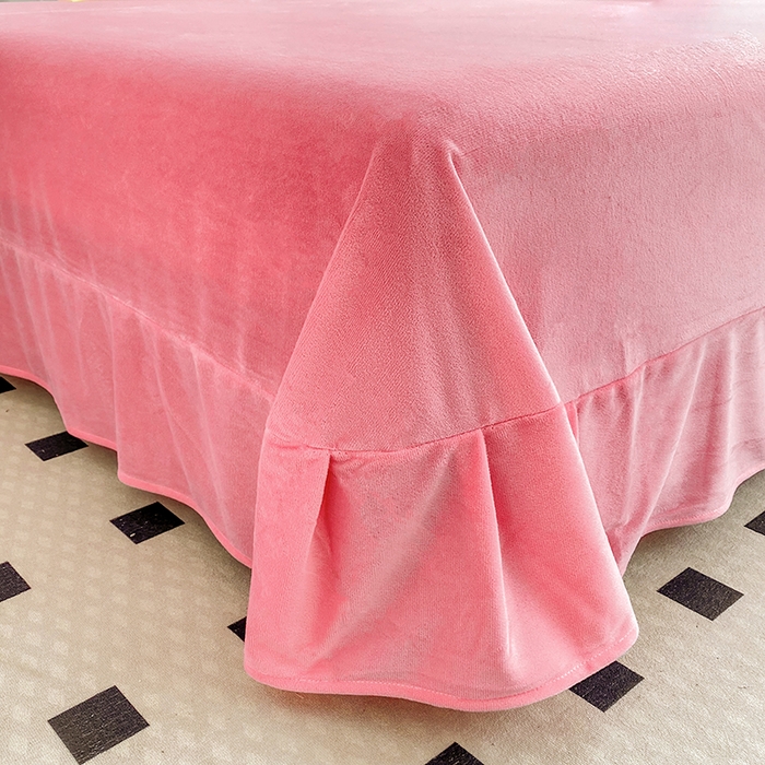 91家纺网 家纺一手货源 找家纺 提花大世界 2025新款宝宝绒绣花款牛奶绒婴儿绒保暖四件套 花之隐逸-粉玉