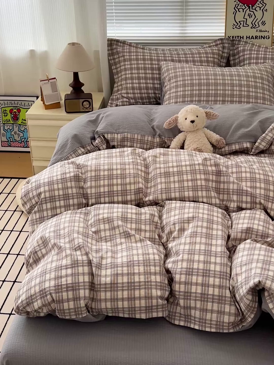 91家纺网 家纺一手货源 找家纺 典曼家纺 2025新款高克重云柔古法小布袋四件套 灰咖小格