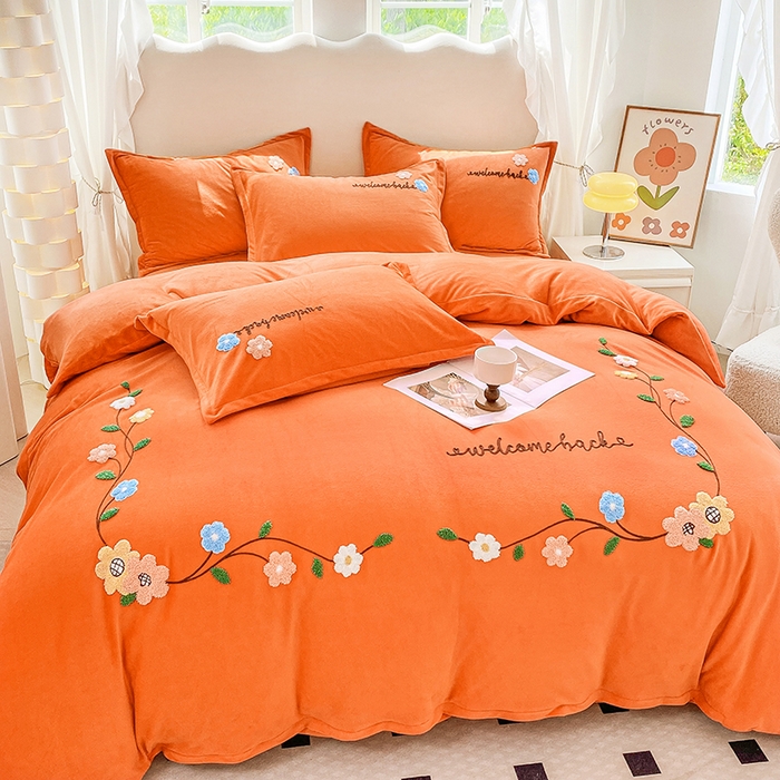 91家纺网 家纺一手货源 找家纺 提花大世界 2025新款宝宝绒绣花款牛奶绒婴儿绒保暖四件套 花之隐逸-橘色