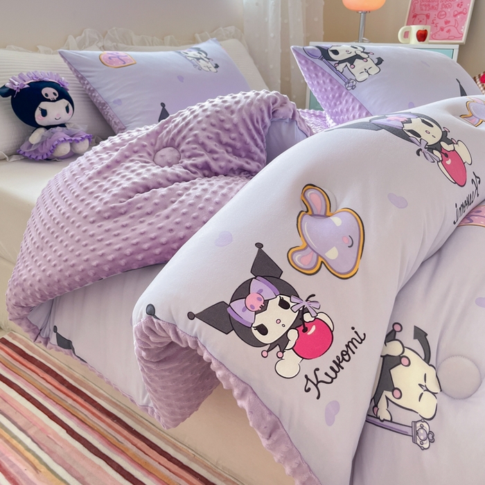 91家纺网 家纺一手货源 找家纺 心卓 2025年新款直播三丽鸥针织棉豆豆被冬被加厚子被芯儿童学生成人款苹果库洛米