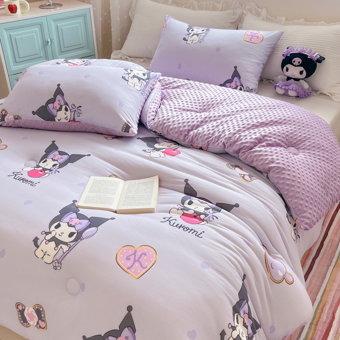 91家纺网 家纺一手货源 找家纺 心卓 2025年新款直播三丽鸥针织棉豆豆被冬被加厚子被芯儿童学生成人款苹果库洛米