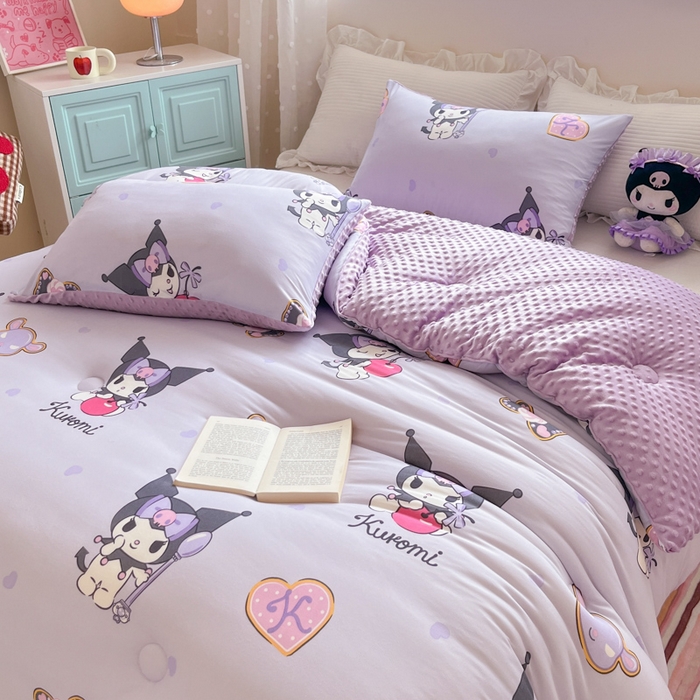 91家纺网 家纺一手货源 找家纺 心卓 2025年新款直播三丽鸥针织棉豆豆被冬被加厚子被芯儿童学生成人款苹果库洛米