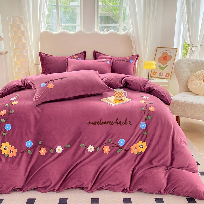 91家纺网 家纺一手货源 找家纺 提花大世界 2025新款宝宝绒绣花款牛奶绒婴儿绒保暖四件套 花之隐逸-深豆沙