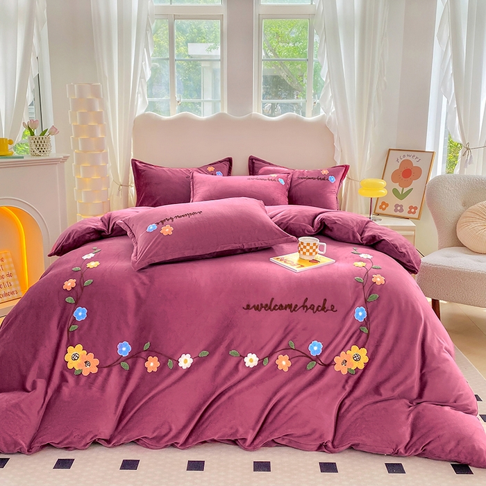 91家纺网 家纺一手货源 找家纺 提花大世界 2025新款宝宝绒绣花款牛奶绒婴儿绒保暖四件套 花之隐逸-深豆沙