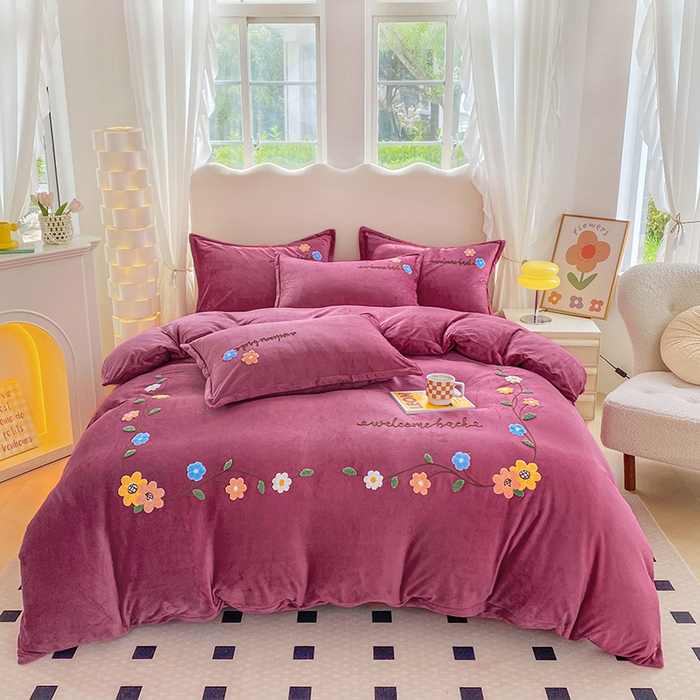 91家纺网 家纺一手货源 找家纺 提花大世界 2025新款宝宝绒绣花款牛奶绒婴儿绒保暖四件套 花之隐逸-深豆沙