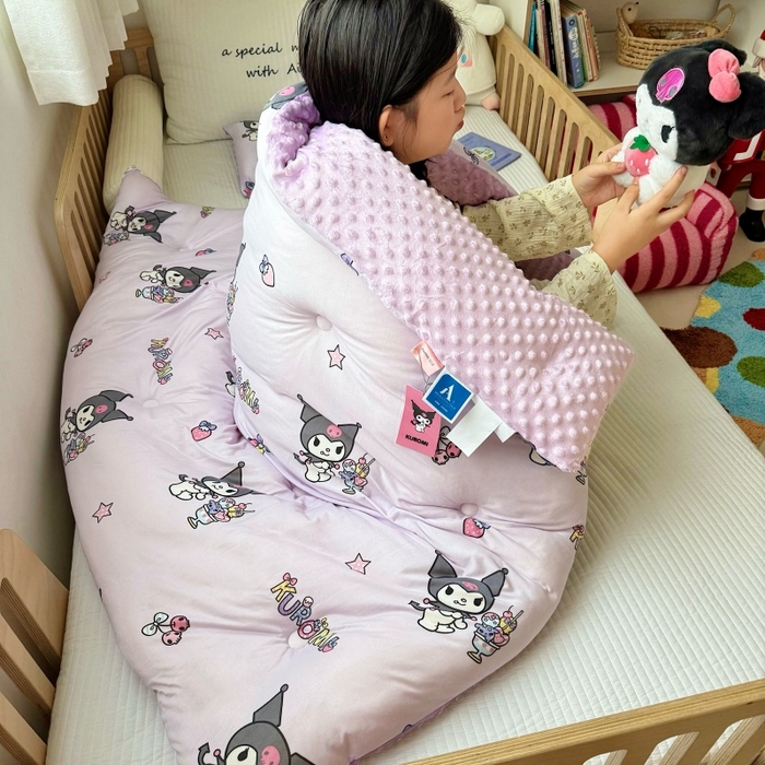 91家纺网 家纺一手货源 找家纺 心卓 2025年新款直播三丽鸥针织棉豆豆被冬被子被芯学生儿童成人款冰淇淋库洛米