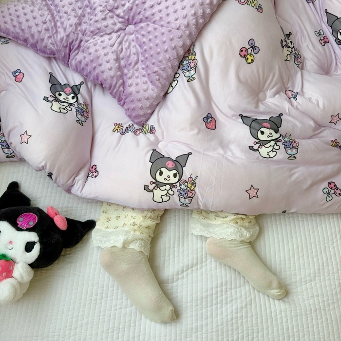 91家纺网 家纺一手货源 找家纺 心卓 2025年新款直播三丽鸥针织棉豆豆被冬被子被芯学生儿童成人款冰淇淋库洛米