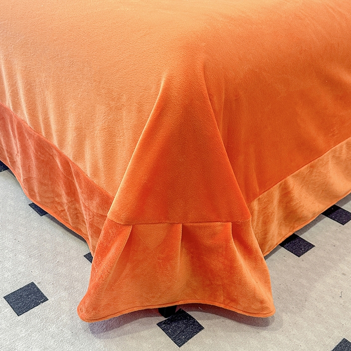 91家纺网 家纺一手货源 找家纺 提花大世界 2025新款宝宝绒绣花款牛奶绒婴儿绒保暖四件套 兔兔花园-橘色