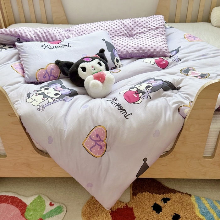 91家纺网 家纺一手货源 找家纺 心卓 2025年新款直播三丽鸥针织棉豆豆被冬被子被芯学生儿童成人款苹果库洛米