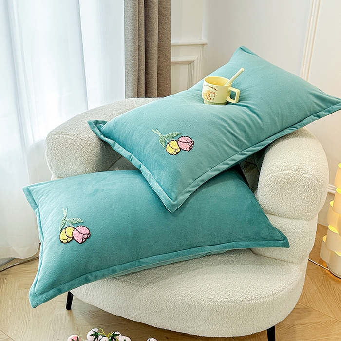 91家纺网 家纺一手货源 找家纺 提花大世界 2025新款宝宝绒绣花款牛奶绒婴儿绒保暖四件套 兔兔花园-水绿