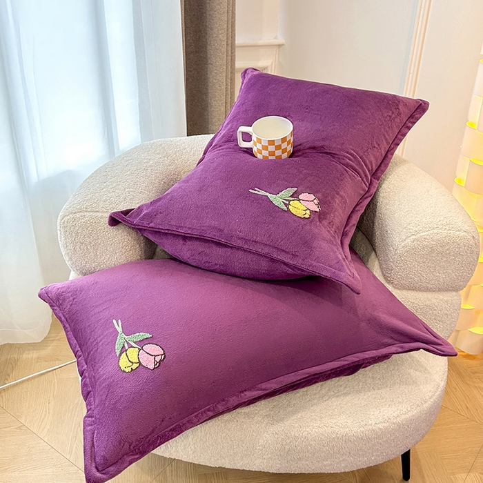 91家纺网 家纺一手货源 找家纺 提花大世界 2025新款宝宝绒绣花款牛奶绒婴儿绒保暖四件套 兔兔花园-紫色