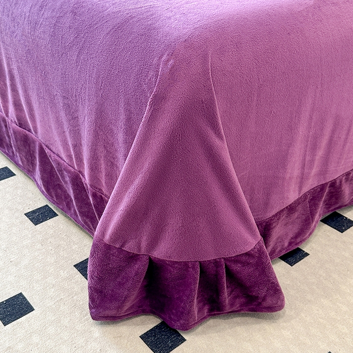 91家纺网 家纺一手货源 找家纺 提花大世界 2025新款宝宝绒绣花款牛奶绒婴儿绒保暖四件套 兔兔花园-紫色