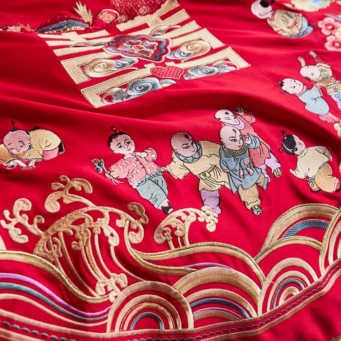 91家纺网 家纺一手货源 找家纺 布乐意 2025新款全棉长绒棉贡缎提花全工艺喷气重工新中式绣花大红婚庆四件套多件套直播百子纳福