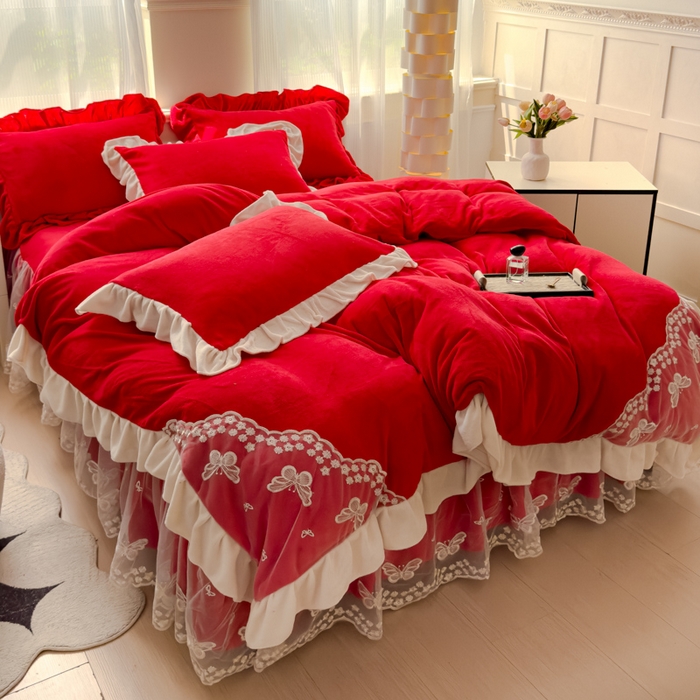 睡美人 2025韩版蕾丝牛奶绒套件公主风床裙床单款四件套 花蝴蝶-中国红