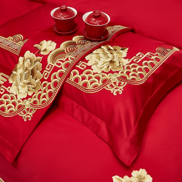 91家纺网 家纺一手货源 找家纺 布乐意 2025新款全棉长绒棉贡缎提花全工艺喷气重工新中式绣花大红婚庆四件套多件套直播金玉满堂【金】