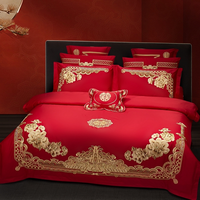 91家纺网 家纺一手货源 找家纺 布乐意 2025新款全棉长绒棉贡缎提花全工艺喷气重工新中式绣花大红婚庆四件套多件套直播金玉满堂【金】