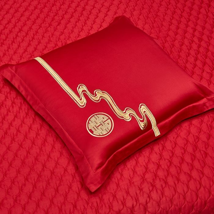 91家纺网 家纺一手货源 找家纺 布乐意 2025新款全棉长绒棉贡缎提花全工艺喷气重工新中式绣花大红婚庆四件套多件套直播金玉满堂【金】