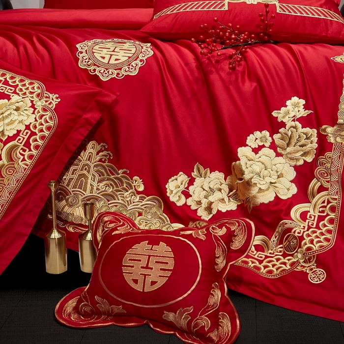 91家纺网 家纺一手货源 找家纺 布乐意 2025新款全棉长绒棉贡缎提花全工艺喷气重工新中式绣花大红婚庆四件套多件套直播金玉满堂【金】
