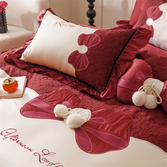 91家纺网 家纺一手货源 找家纺 宏羽纺家纺 2025新款100s全棉纯棉贡缎法式刺绣花边四件套 纯棉时尚-知喜-拼色