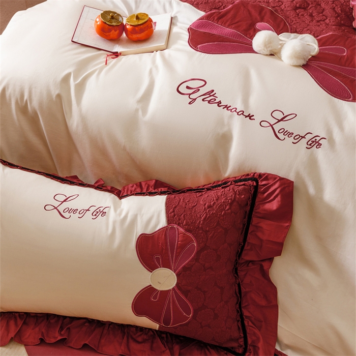 91家纺网 家纺一手货源 找家纺 宏羽纺家纺 2025新款100s全棉纯棉贡缎法式刺绣花边四件套 纯棉时尚-知喜-拼色