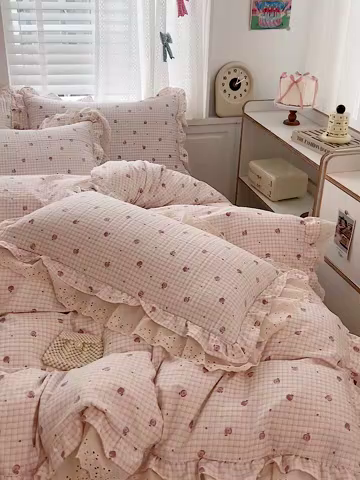 91家纺网 家纺一手货源 找家纺 梦莱斯 2025新款田园碎花纯棉花边四件套-床盖款 花精灵