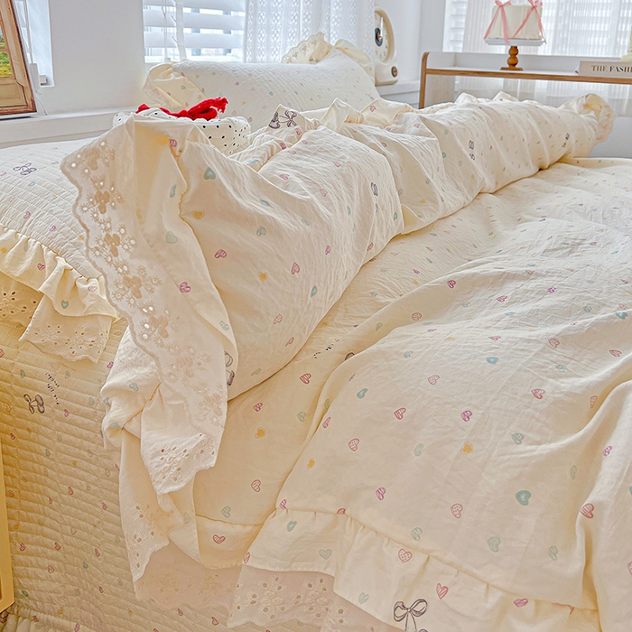 91家纺网 家纺一手货源 找家纺 梦莱斯 2025新款田园碎花纯棉花边四件套-床盖款 恋爱季