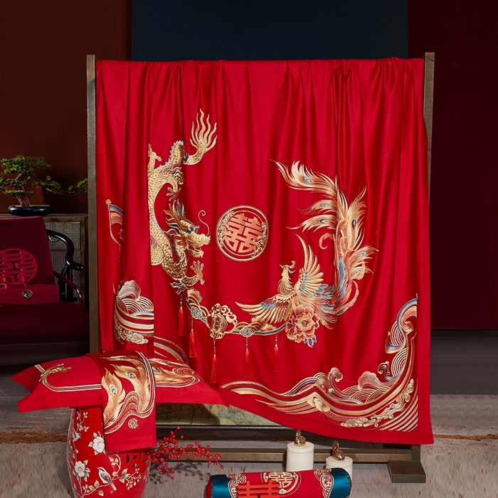 91家纺网 家纺一手货源 找家纺 布乐意 2025新款全棉长绒棉贡缎提花全工艺喷气重工新中式绣花大红婚庆四件套多件套直播龙凤佳人