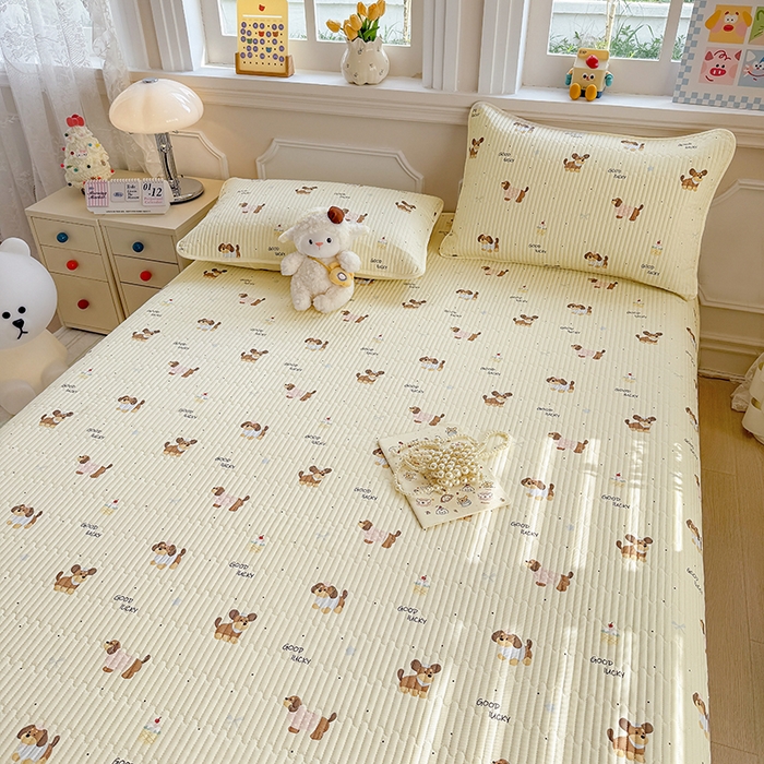 91家纺网 家纺一手货源 找家纺 大元 2025新款A类数码印花朴棉夹棉床盖老粗布床盖双面可用 汪汪派