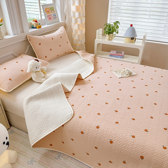 91家纺网 家纺一手货源 找家纺 大元 2025新款A类数码印花朴棉夹棉床盖老粗布床盖双面可用 小橘子