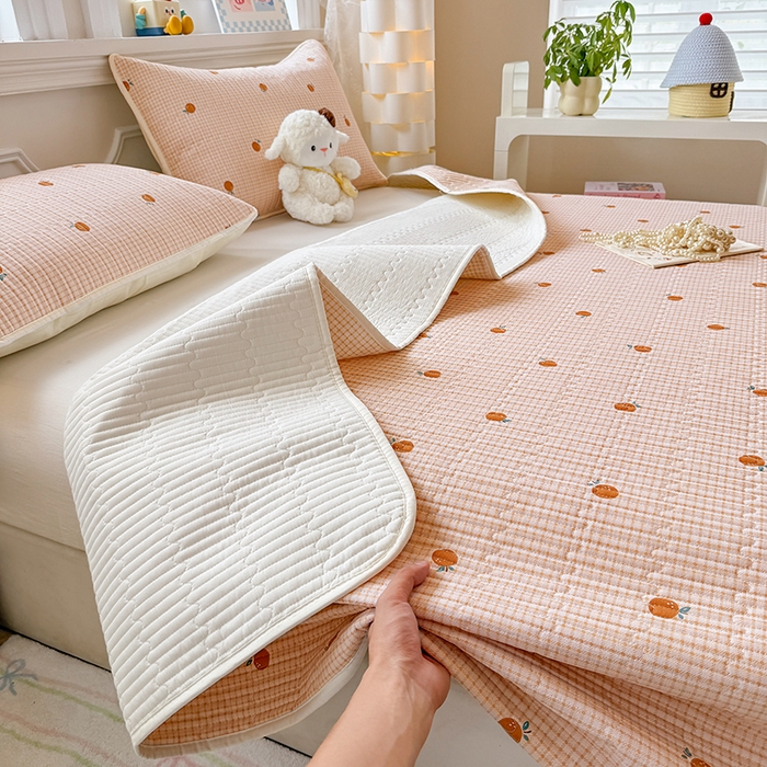 91家纺网 家纺一手货源 找家纺 大元 2025新款A类数码印花朴棉夹棉床盖老粗布床盖双面可用 小橘子