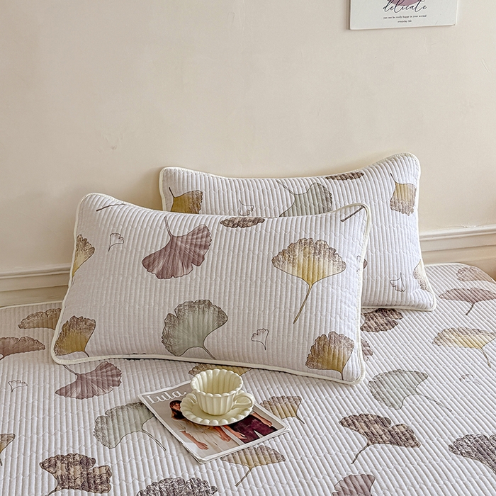 91家纺网 家纺一手货源 找家纺 大元 2025新款A类数码印花朴棉夹棉床盖老粗布床盖双面可用 银杏叶