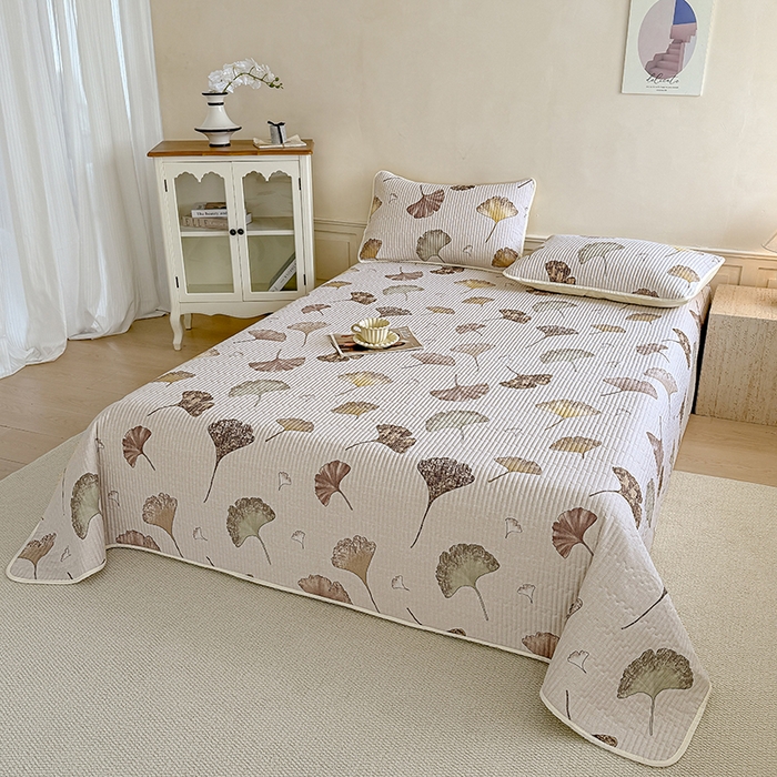 91家纺网 家纺一手货源 找家纺 大元 2025新款A类数码印花朴棉夹棉床盖老粗布床盖双面可用 银杏叶