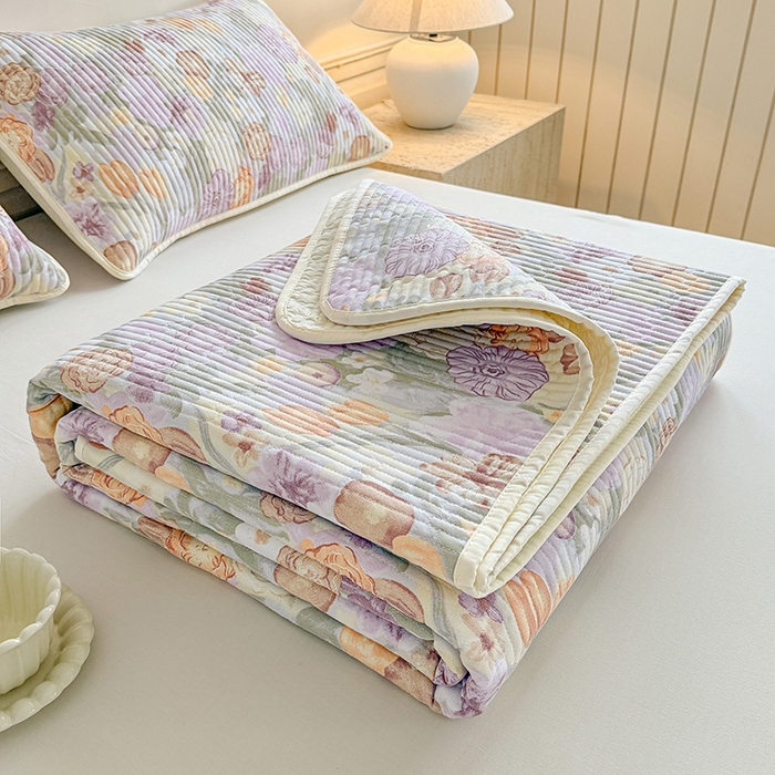 91家纺网 家纺一手货源 找家纺 大元 2025新款A类数码印花朴棉夹棉床盖老粗布床盖双面可用 锦花