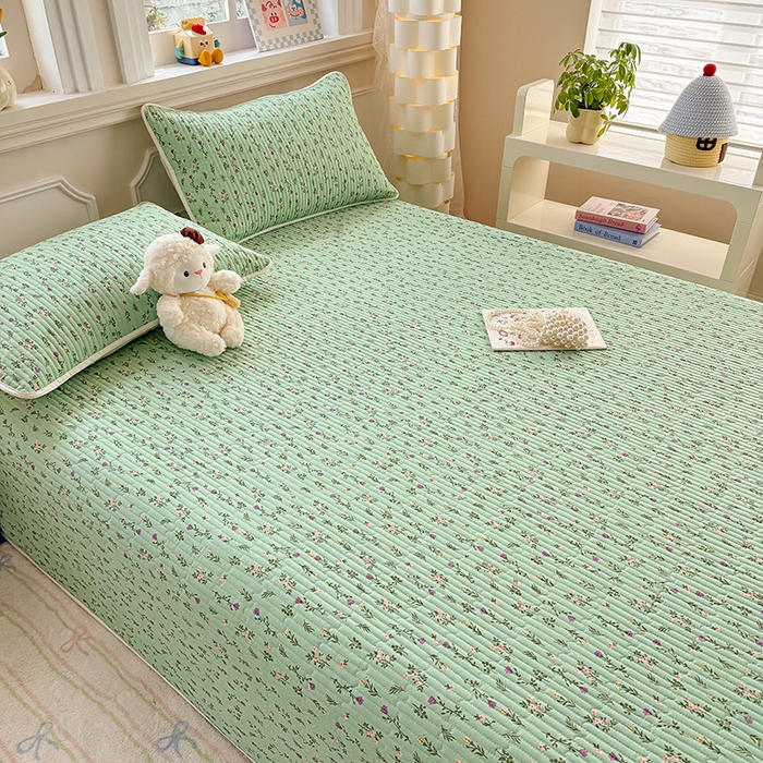 91家纺网 家纺一手货源 找家纺 大元 2025新款A类数码印花朴棉夹棉床盖老粗布床盖双面可用 绿花枝