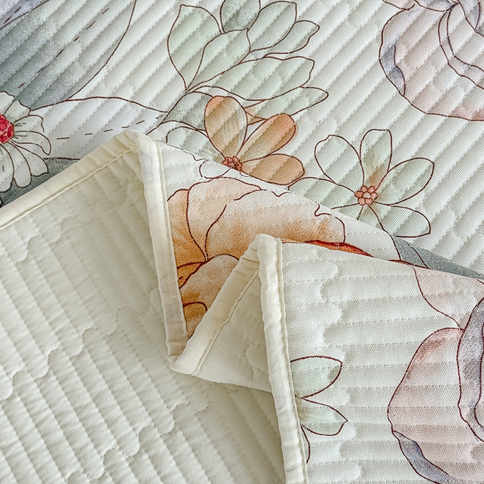 91家纺网 家纺一手货源 找家纺 大元 2025新款A类数码印花朴棉夹棉床盖老粗布床盖双面可用 群芳