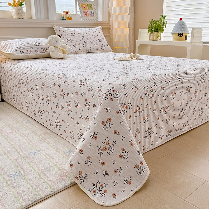 91家纺网 家纺一手货源 找家纺 大元 2025新款A类数码印花朴棉夹棉床盖老粗布床盖双面可用 小花朵朵