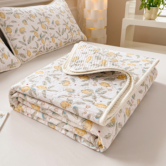 91家纺网 家纺一手货源 找家纺 大元 2025新款A类数码印花朴棉夹棉床盖老粗布床盖双面可用 小柠檬