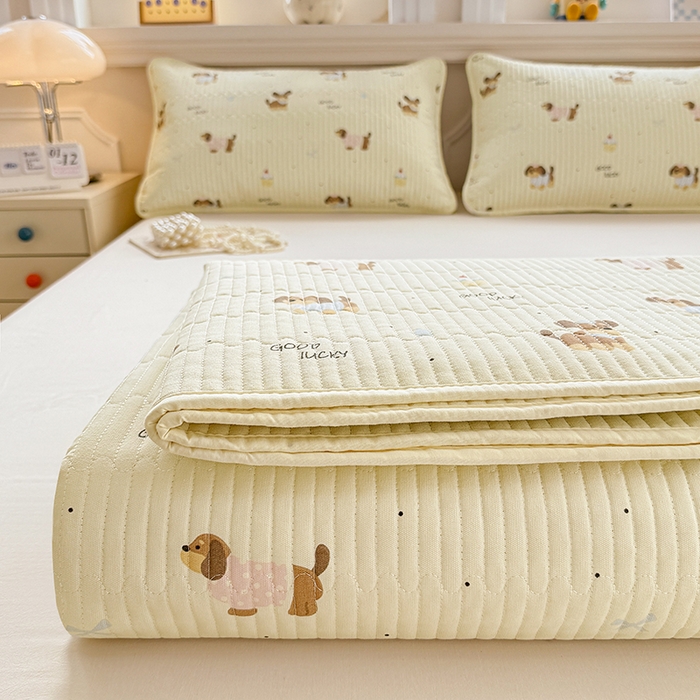 91家纺网 家纺一手货源 找家纺 大元 2025新款A类数码印花朴棉夹棉床盖老粗布床盖双面可用 汪汪派