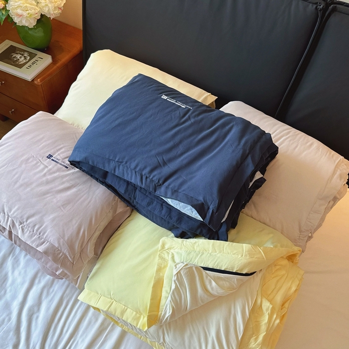 91家纺网 家纺一手货源 找家纺 兜米家居 2025新款深睡被Pro拉链款二合一控温四季被可机洗被子被芯 组合图仅供参考不可下单