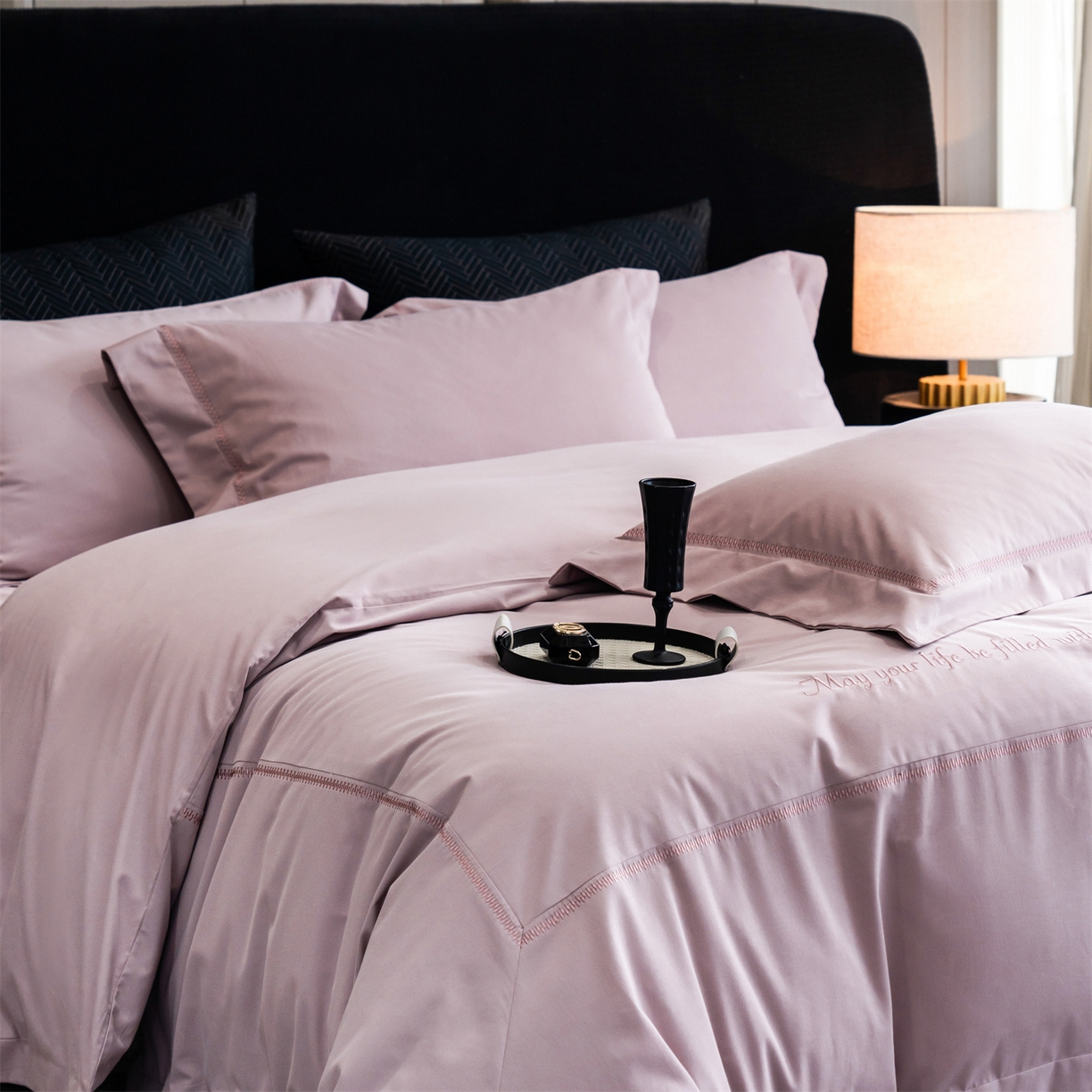 91家纺网 家纺一手货源 找家纺 （总）鼎飞家纺 2025新款秋冬全棉加厚磨毛刺绣四件套-柏林