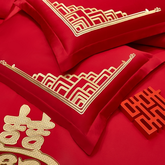 91家纺网 家纺一手货源 找家纺 布乐意 2025新款全棉长绒棉贡缎提花全工艺喷气重工新中式绣花大红婚庆四件套多件套直播一见钟情