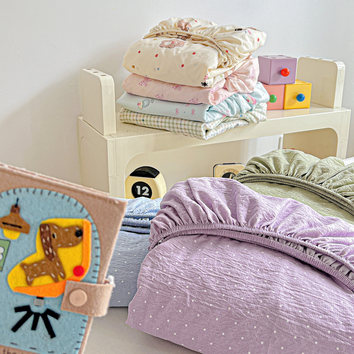 91家纺网 家纺一手货源 找家纺 （总）格真 2025秋冬新款110克高克重提花加厚皱皱纱双层纱印花单床笠