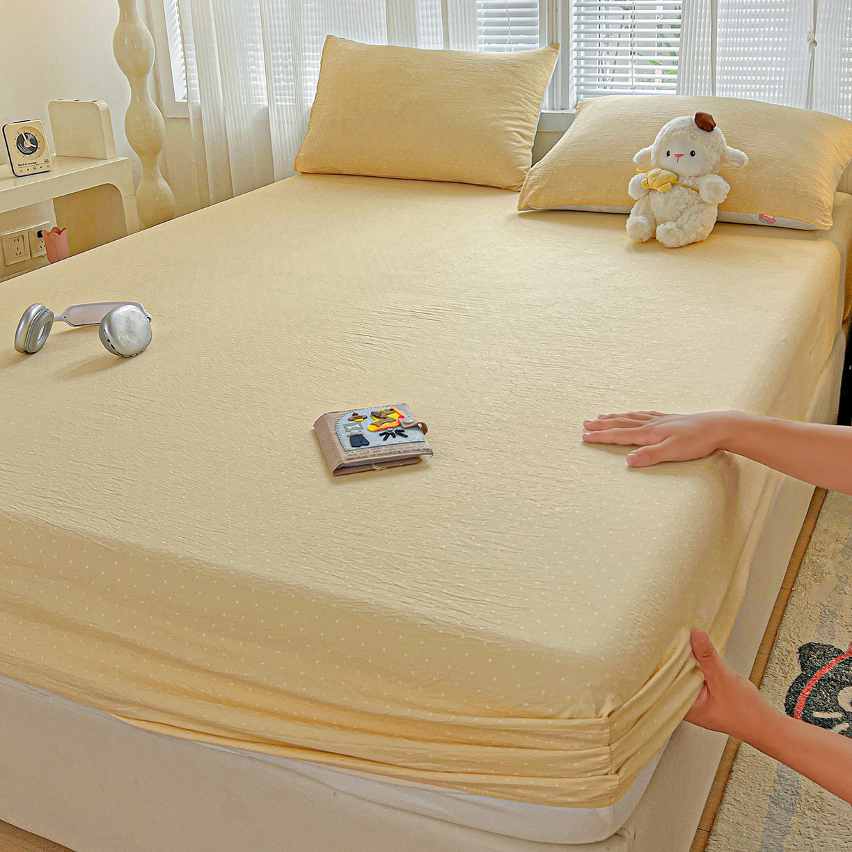 91家纺网 家纺一手货源 找家纺 （总）格真 2025秋冬新款110克高克重提花加厚皱皱纱双层纱印花单床笠