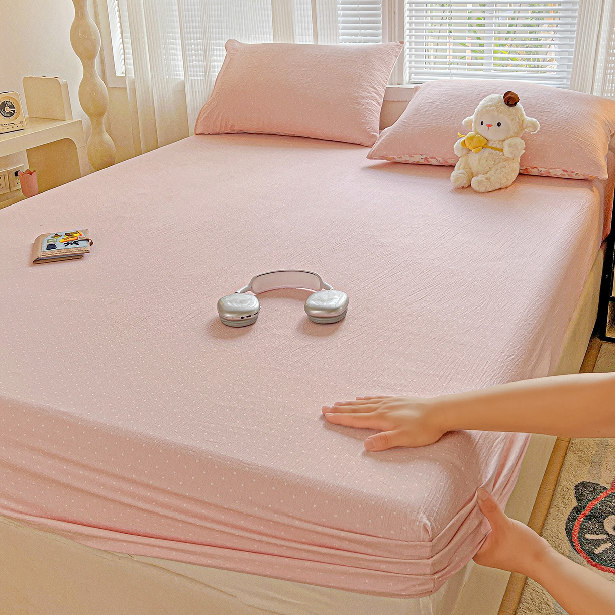 91家纺网 家纺一手货源 找家纺 （总）格真 2025秋冬新款110克高克重提花加厚皱皱纱双层纱印花单床笠