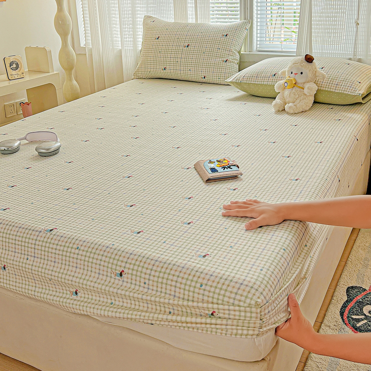 91家纺网 家纺一手货源 找家纺 （总）格真 2025秋冬新款110克高克重提花加厚皱皱纱双层纱印花单床笠