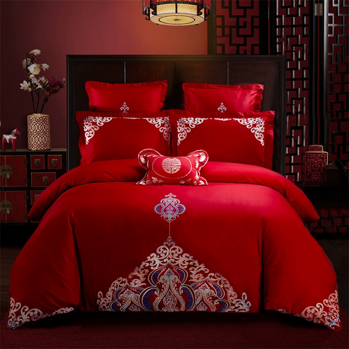 布乐意 2025新款全棉长绒棉贡缎提花全工艺喷气重工新中式绣花大红婚庆四件套多件套直播百年相守