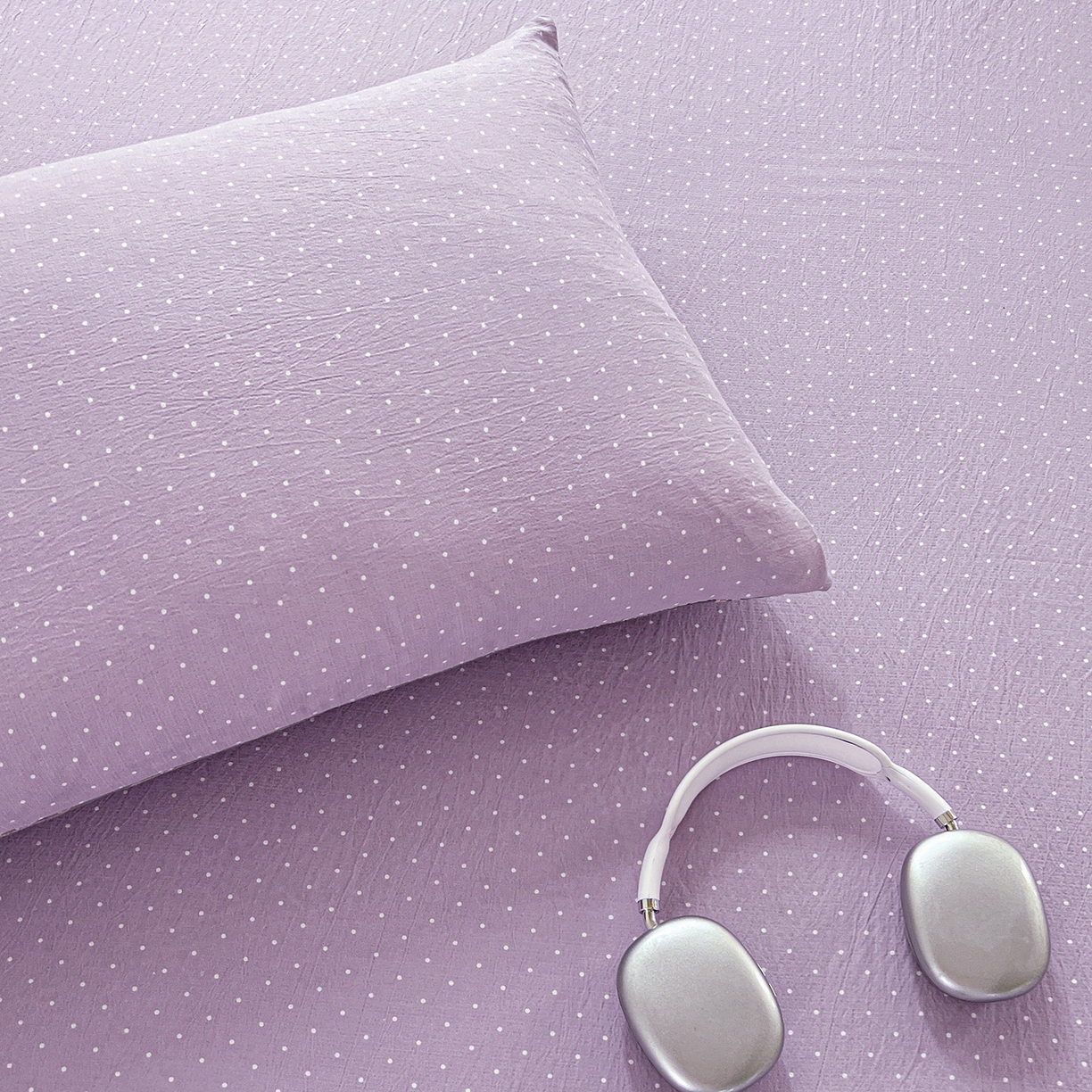 91家纺网 家纺一手货源 找家纺 格真 2025秋冬新款110克高克重提花加厚皱皱纱双层纱印花单床笠 波点-丁香紫