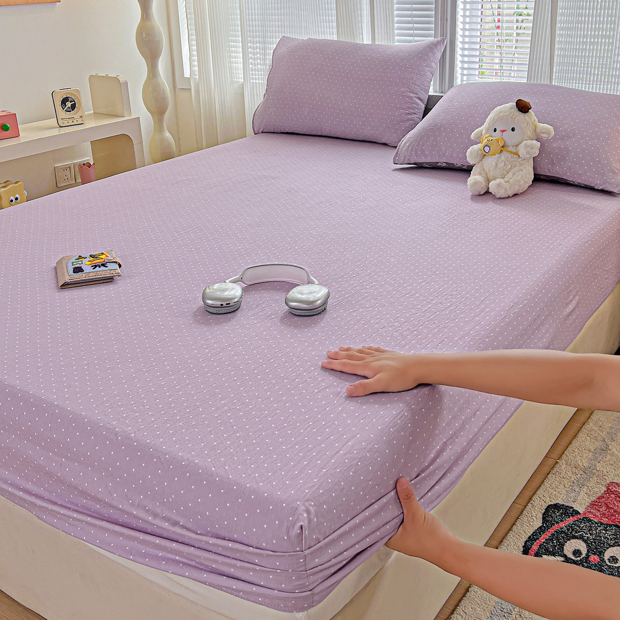 91家纺网 家纺一手货源 找家纺 格真 2025秋冬新款110克高克重提花加厚皱皱纱双层纱印花单床笠 波点-丁香紫