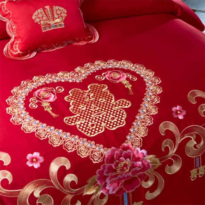 91家纺网 家纺一手货源 找家纺 布乐意 2025新款全棉长绒棉贡缎提花全工艺喷气重工新中式绣花大红婚庆四件套多件套直播吉祥如意